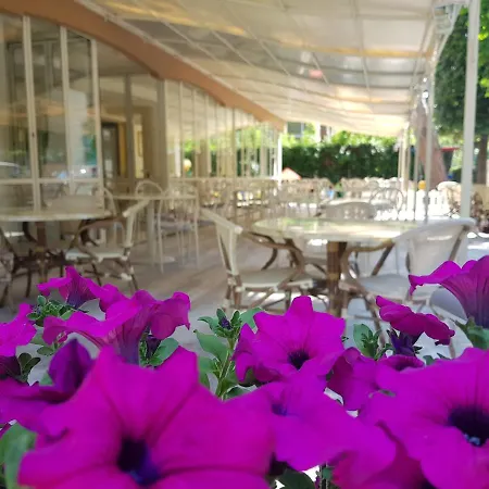 Ξενοδοχείο Gioiosa 3*