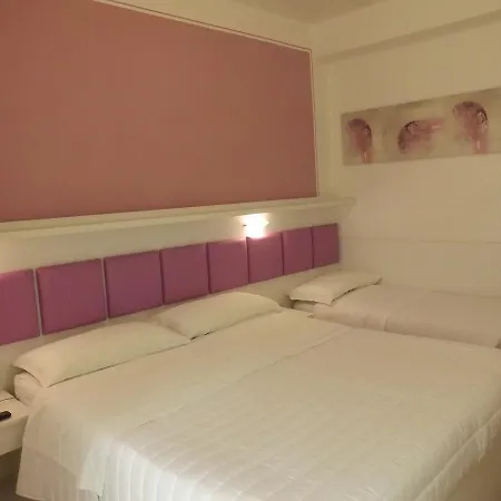 Hotel Gioiosa 3*