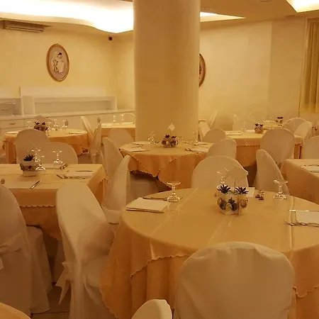 Hotel Gioiosa 3*
