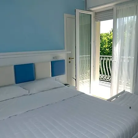 Hotel Gioiosa 3*