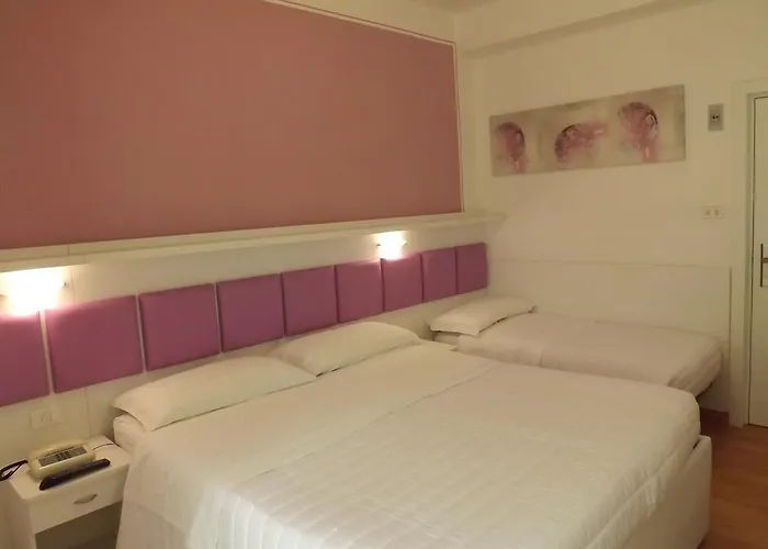 فندق Gioiosa 3*
