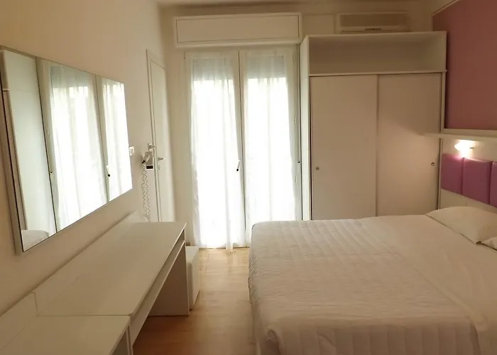 فندق Gioiosa 3*